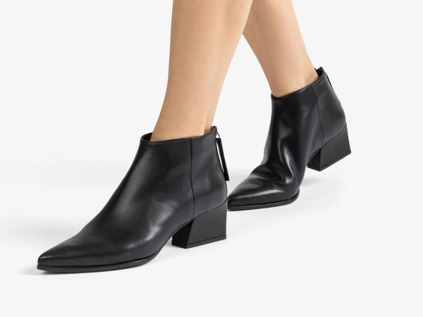 Unisa Damen Lederstiefelette Jansen_F25 black/Keilabsatz